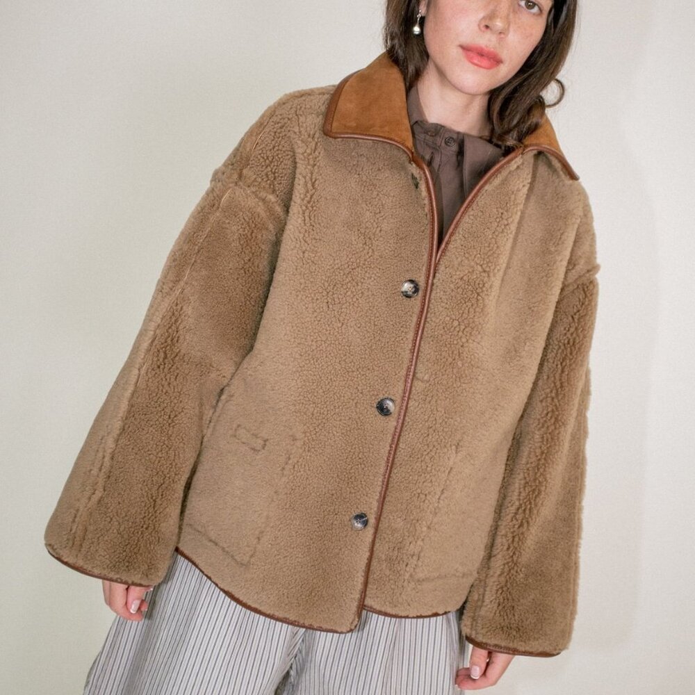 Cawley Avis British Sheepskin Jacket in Natural, Size M - Picture 5 of 10